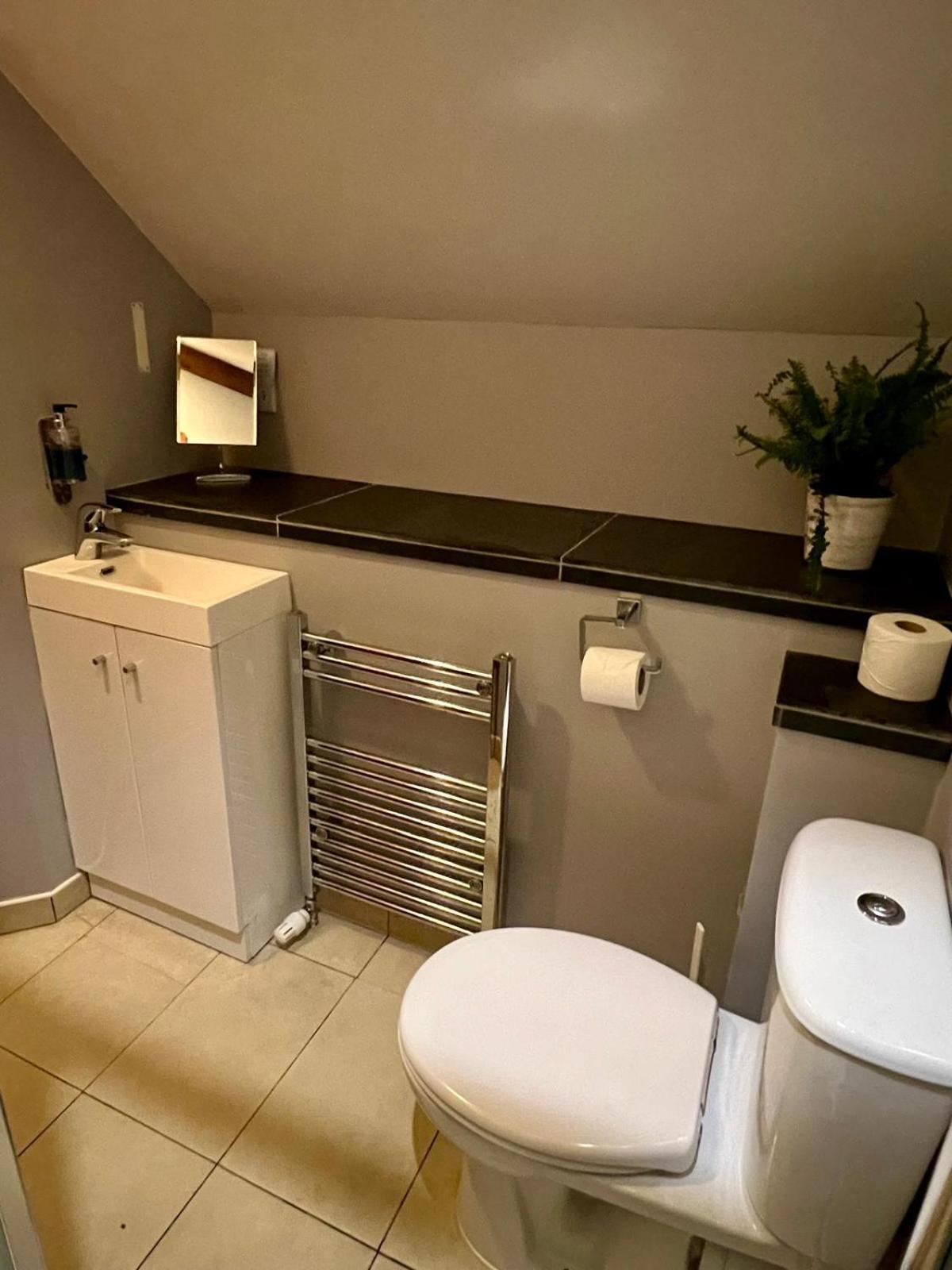 Cader Mountain View Cottage With Hot Tub In Snowdonia ドルゲラウ エクステリア 写真