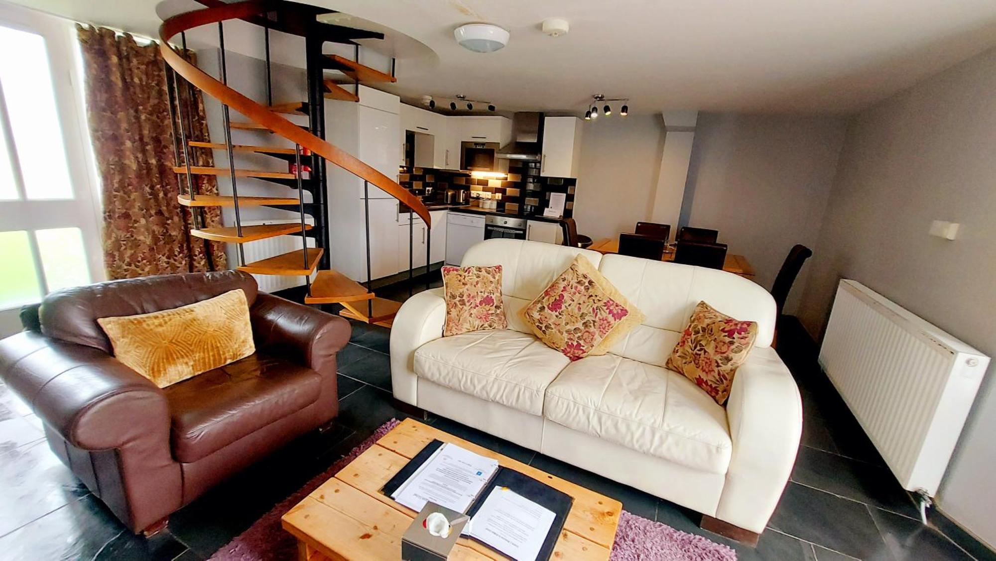 Cader Mountain View Cottage With Hot Tub In Snowdonia ドルゲラウ エクステリア 写真