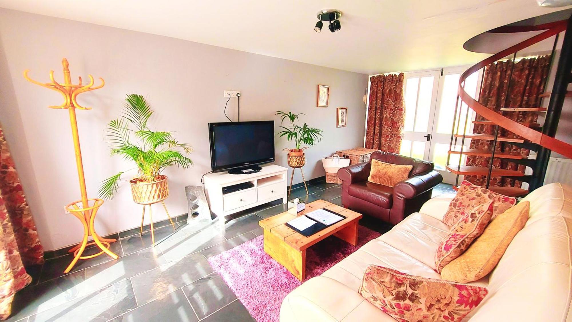 Cader Mountain View Cottage With Hot Tub In Snowdonia ドルゲラウ エクステリア 写真